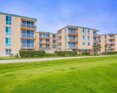 4627 Ocean Blvd - Photo Thumbnail 1