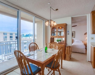 4627 Ocean Blvd - Photo Thumbnail 15