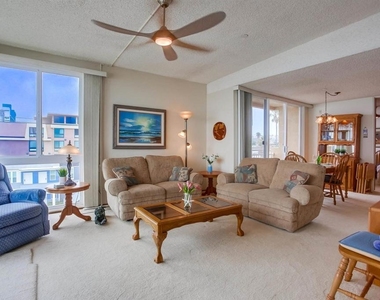 4627 Ocean Blvd - Photo Thumbnail 10