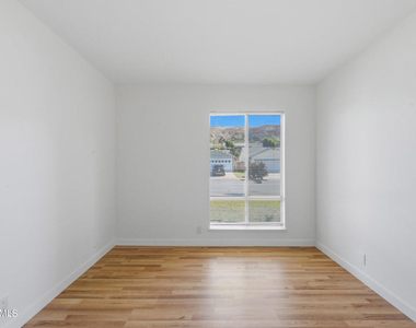 2523 Mandan Court - Photo Thumbnail 11