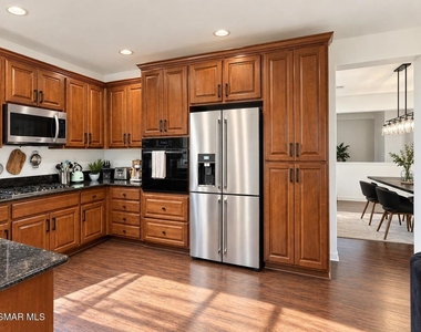 780 Tennis Club Lane - Photo Thumbnail 2