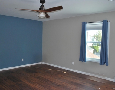 42 13th Avenue - Photo Thumbnail 16