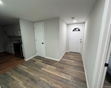 303 Alfred Street - Photo Thumbnail 1