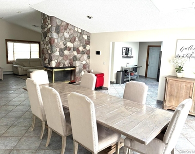 158 Wade Road - Photo Thumbnail 16