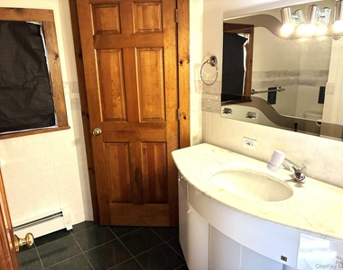 158 Wade Road - Photo Thumbnail 14