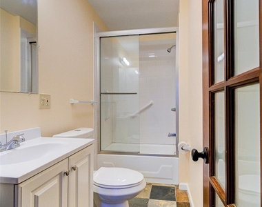 35 Clara Avenue - Photo Thumbnail 15