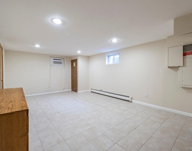 791 Cornwell Avenue - Photo Thumbnail 17