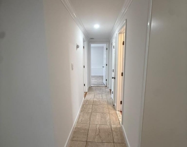 66 Port Avenue - Photo Thumbnail 10