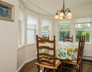 60 Murray Road - Photo Thumbnail 13