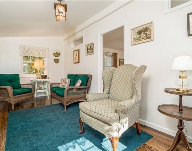 60 Murray Road - Photo Thumbnail 4