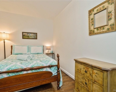 60 Murray Road - Photo Thumbnail 24