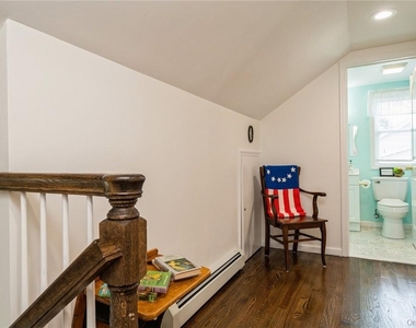 60 Murray Road - Photo Thumbnail 23