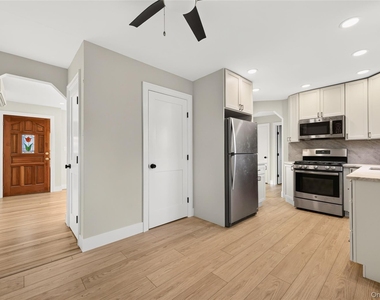 29 North Drive - Photo Thumbnail 8