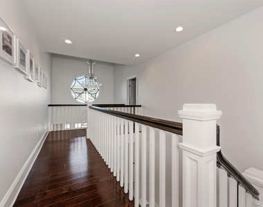 1471 Bay Boulevard - Photo Thumbnail 13