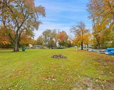 14 Lakeside Road - Photo Thumbnail 25