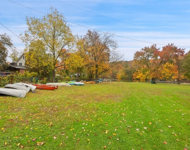 14 Lakeside Road - Photo Thumbnail 24