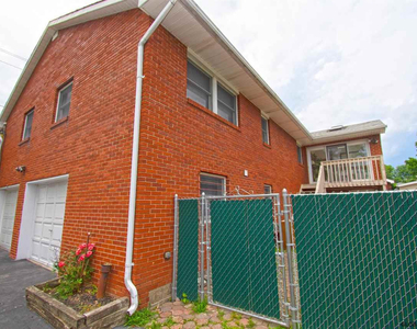 37 Carroll Avenue - Photo Thumbnail 31
