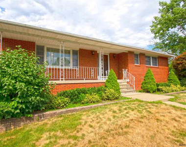 37 Carroll Avenue - Photo Thumbnail 2