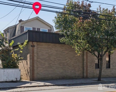 531 New Brunswick Avenue - Photo Thumbnail 6