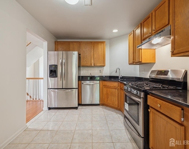29 Harbor Bay Circle - Photo Thumbnail 13