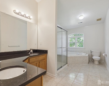29 Harbor Bay Circle - Photo Thumbnail 17