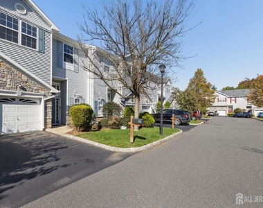 29 Harbor Bay Circle - Photo Thumbnail 1