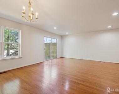 29 Harbor Bay Circle - Photo Thumbnail 5