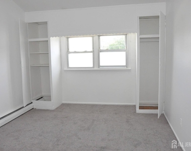 9 Florence Street - Photo Thumbnail 30
