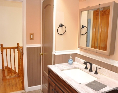 9 Florence Street - Photo Thumbnail 35