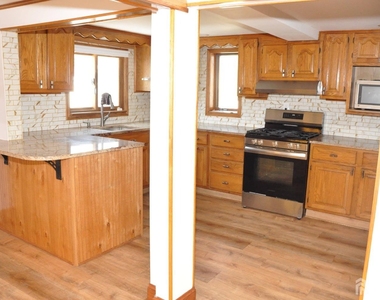 9 Florence Street - Photo Thumbnail 8