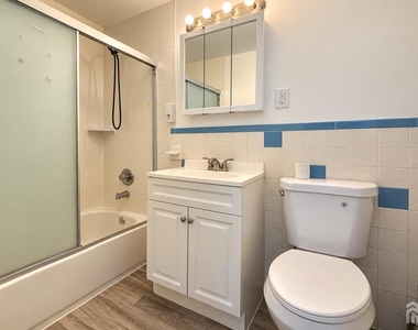 78 College Drive - Photo Thumbnail 5
