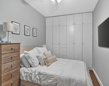 444 E 87th Street - Photo Thumbnail 4