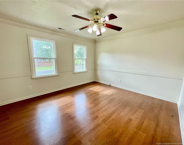 5704 Kindley Drive - Photo Thumbnail 10