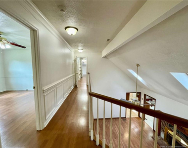 5704 Kindley Drive - Photo Thumbnail 11