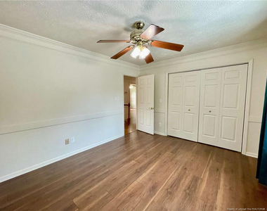 5704 Kindley Drive - Photo Thumbnail 12