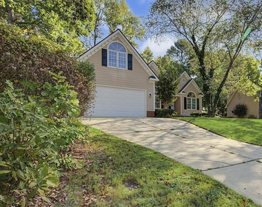 208 Hickory Glen Lane - Photo Thumbnail 2