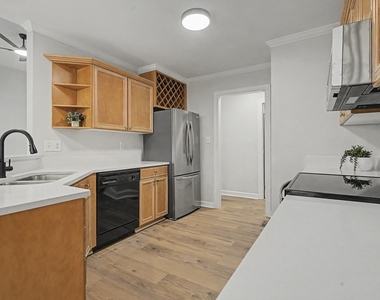 208 Hickory Glen Lane - Photo Thumbnail 22