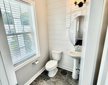 325 Whetstone Drive - Photo Thumbnail 16