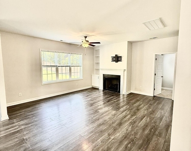 325 Whetstone Drive - Photo Thumbnail 7