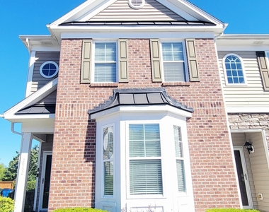 2952 Casona Way - Photo Thumbnail 45