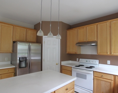 503 Crescendo Drive - Photo Thumbnail 8