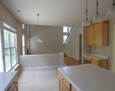 503 Crescendo Drive - Photo Thumbnail 10