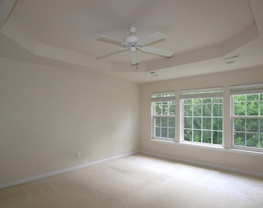 503 Crescendo Drive - Photo Thumbnail 17