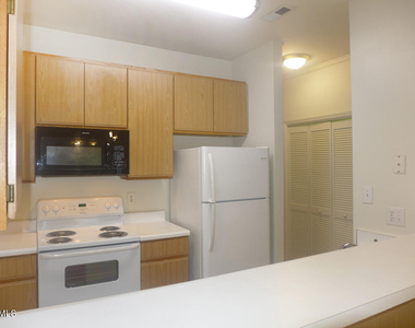 101 Rock Haven Road - Photo Thumbnail 7