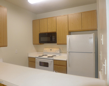101 Rock Haven Road - Photo Thumbnail 8
