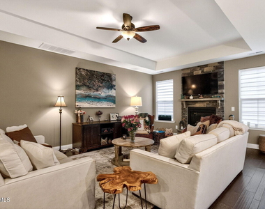 405 Hickory Run Lane - Photo Thumbnail 7