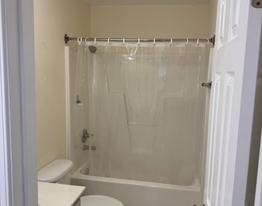 182 Mels Meadows Drive - Photo Thumbnail 12