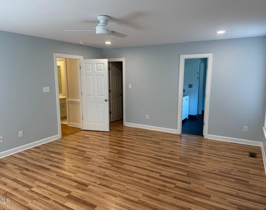 182 Mels Meadows Drive - Photo Thumbnail 8