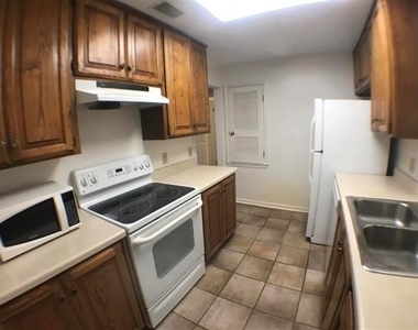 2529 Rio Grande St - Photo Thumbnail 1