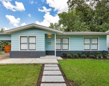 1010 Arcadia Ave - Photo Thumbnail 1